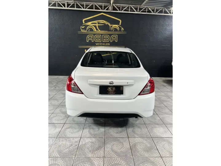 VERSA 1.6 16V FLEX SV 4P XTRONIC