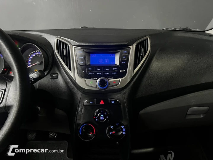 HB20S 1.6 COMFORT PLUS 16V FLEX 4P MANUAL