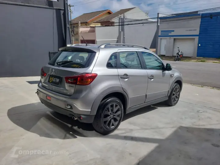 ASX OUTDOOR 2.0 4x2 16V 160cv Aut.