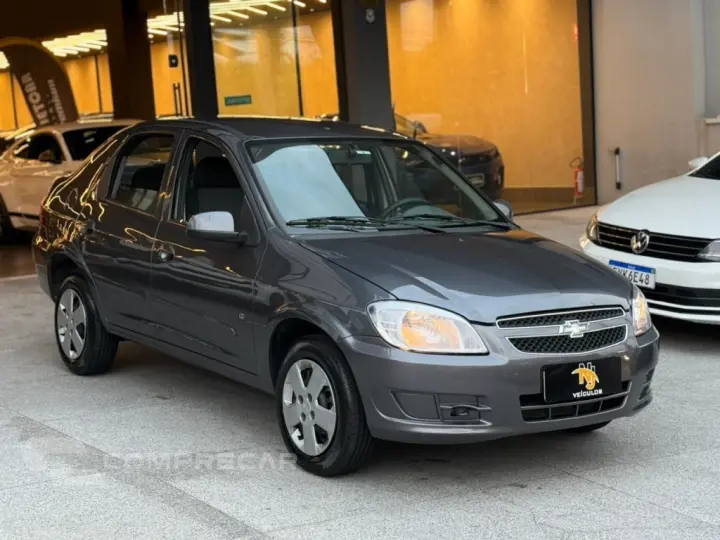 PRISMA 1.4 MPFI LT 8V FLEX 4P MANUAL