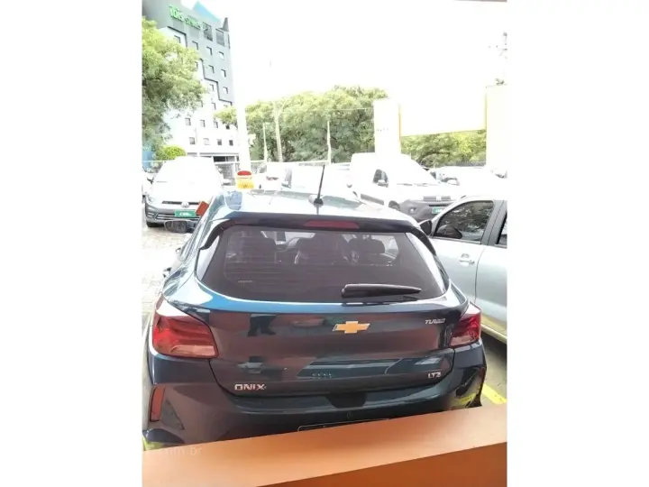 ONIX 1.0 TURBO FLEX LTZ MANUAL