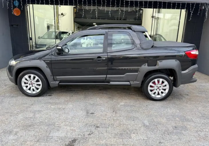 STRADA 1.8 MPI Adventure CD 8V