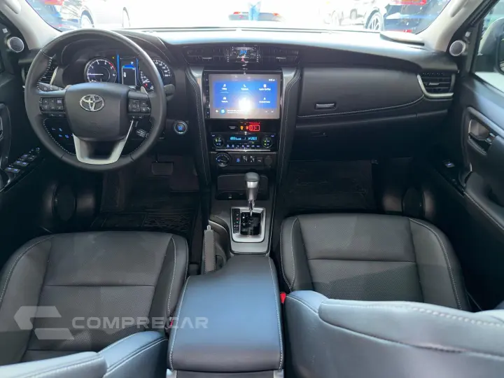 Hilux SW4 SRX platinum