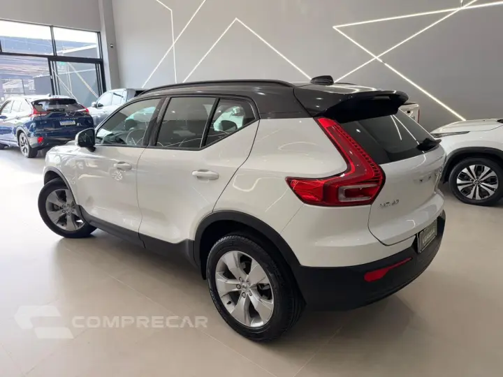 XC40 T4 2.0