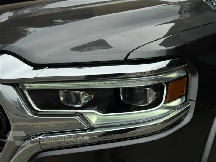 1500 5.7 V8 Limited CD 4X4