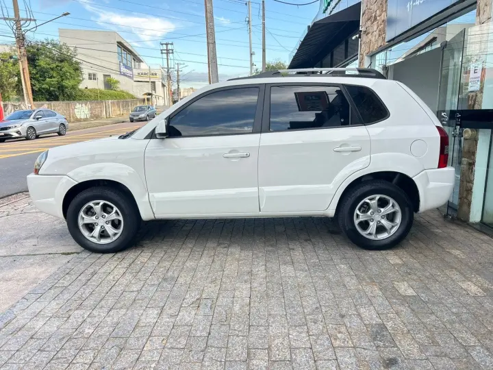 TUCSON 2.0 MPFI GLS 16V 143CV 2WD FLEX 4P AUTOMÁTICO