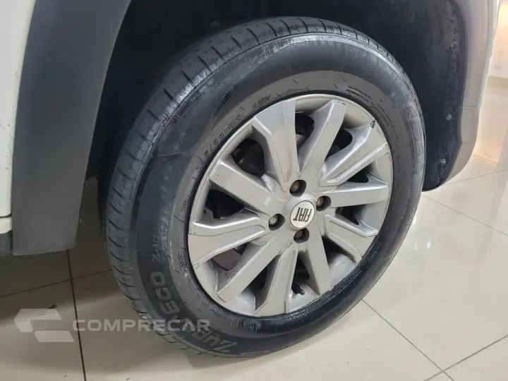 Strada Freedom 1.3 Flex 8V CD
