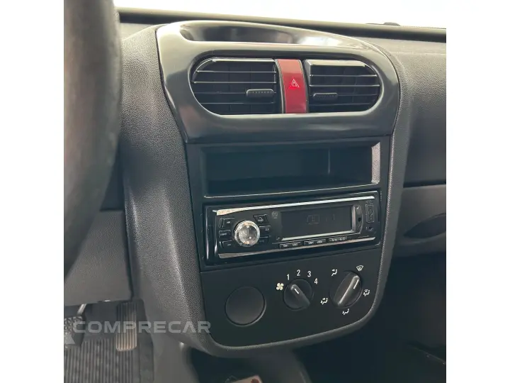 CORSA 1.0 MPFI JOY SEDAN 8V FLEX 4P MANUAL