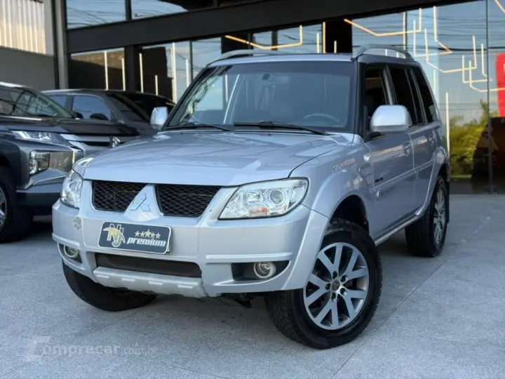 PAJERO TR4 2.0 4X4 16V 140CV FLEX 4P AUTOMÁTICO