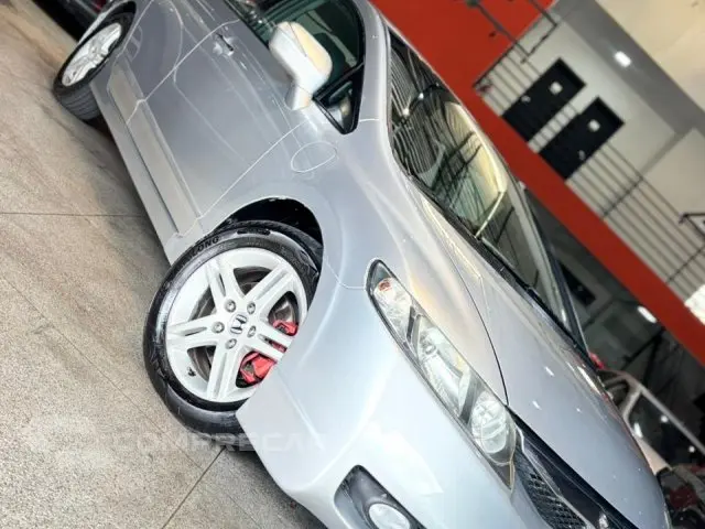 CIVIC - 1.8 EXS 16V 4P AUTOMÁTICO