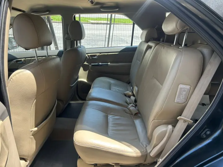 Hilux SW4 SRV D4-D 4x4 3.0 TDI Dies. Aut