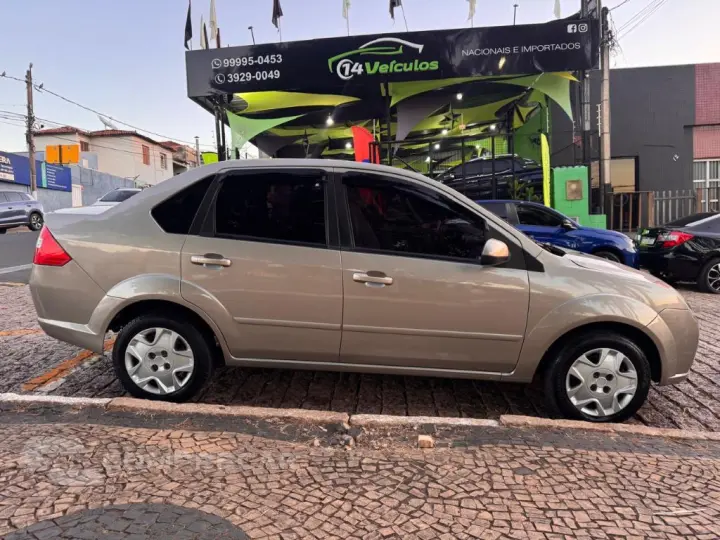 Fiesta Sed. 1.6 8V Flex 4p