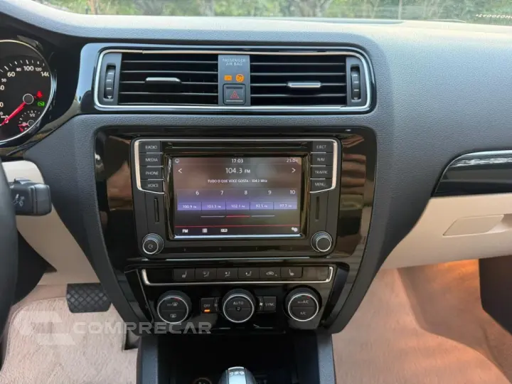 JETTA 2.0 TSI HIGHLINE 211CV GASOLINA 4P TIPTRONIC