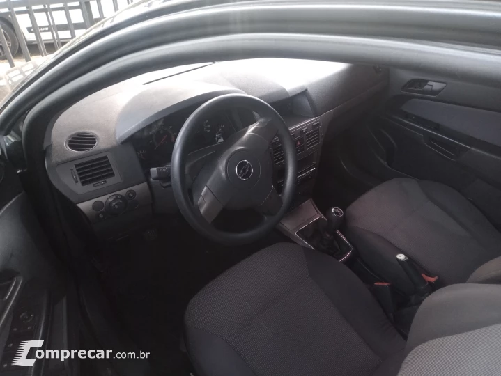 VECTRA 2.0 MPFI Elegance 8V