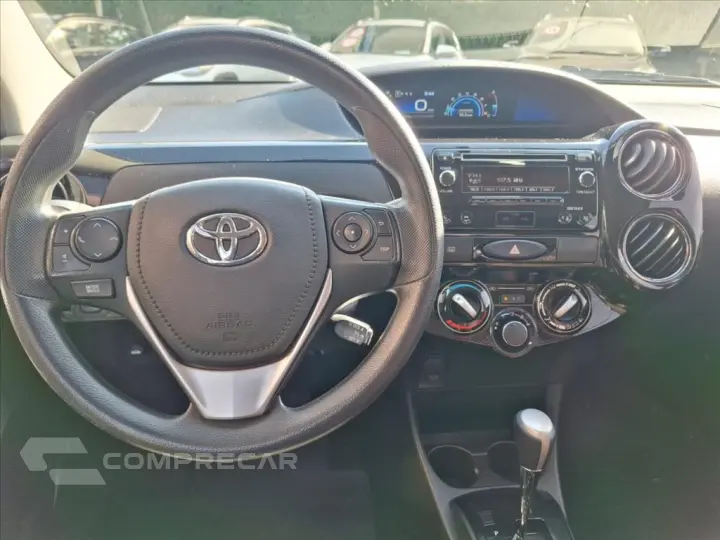 ETIOS 1.5 XS SEDAN 16V FLEX 4P AUTOMÁTICO