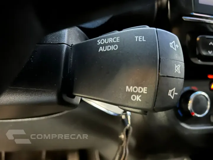 Kwid KWID Intense 1.0 Flex 12V 5p Mec.