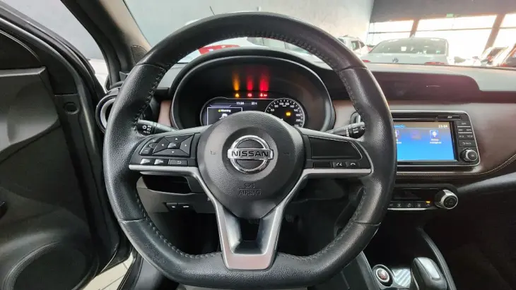 KICKS SL 1.6 16V FlexStar 5p Aut.