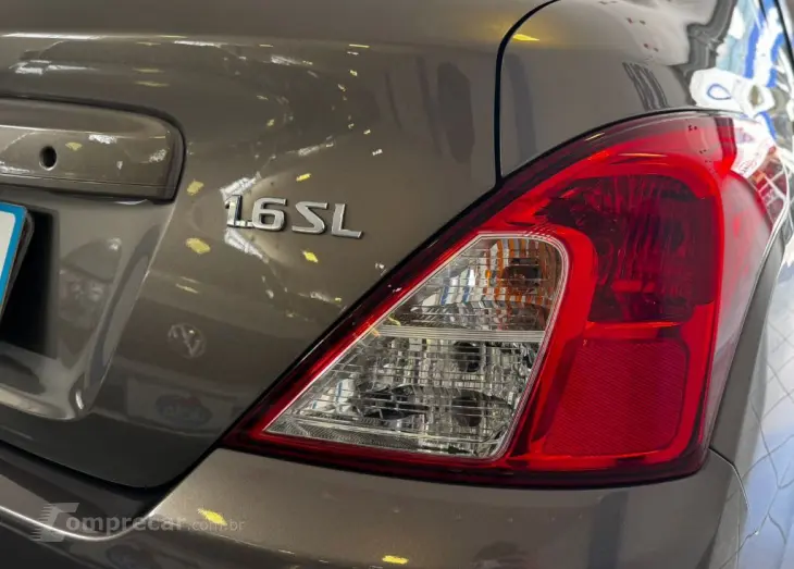 VERSA SL 1.6 16V Flex Fuel 4p Mec.