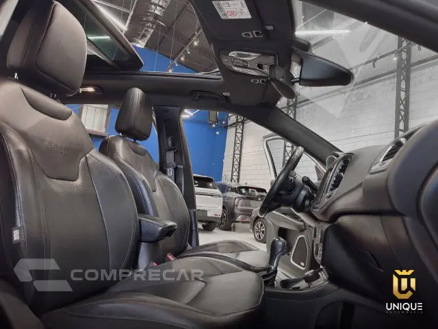 COMPASS - 2.0 16V LIMITED 4X4 AUTOMÁTICO