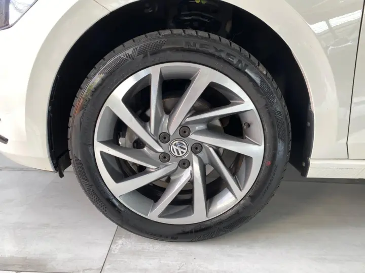 Polo Highline 200 TSI 1.0 Flex 12V Aut.