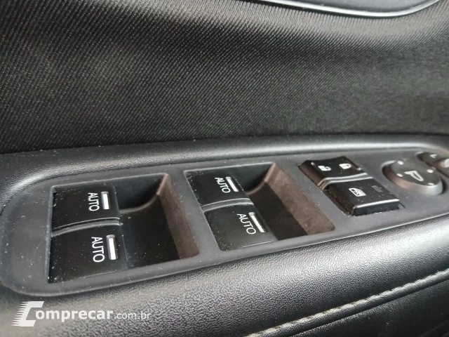 HR-V - 1.8 16V EX 4P AUTOMÁTICO