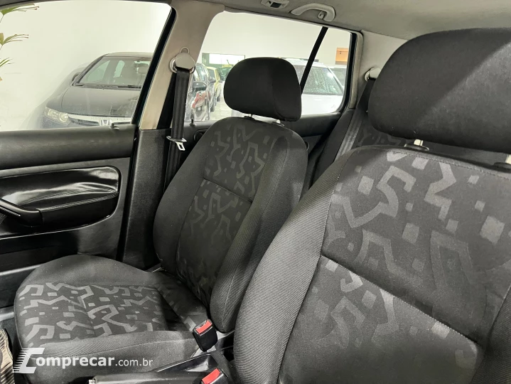 GOLF 1.6 MI 8V