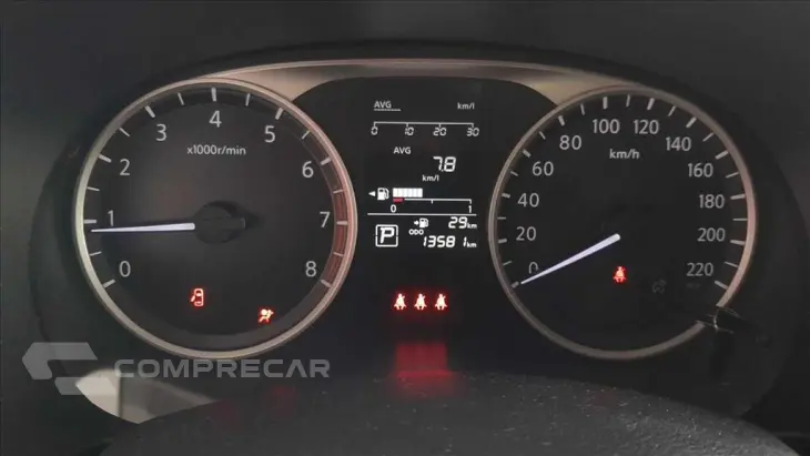 KICKS PLAY 1.6 16V FLEXSTART SENSE XTRONIC
