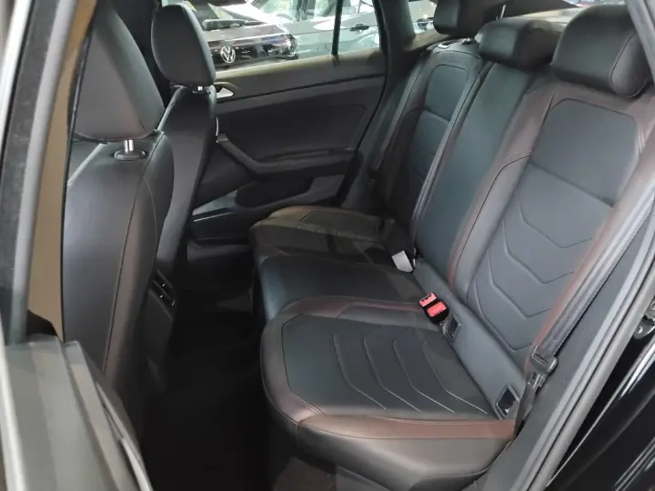 VIRTUS 1.0 200 TSI HIGHLINE AUTOMÁTICO