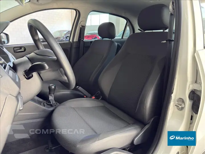 VOYAGE 1.0 12V MPI TOTALFLEX 4P MANUAL