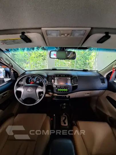 HILUX 3.0 SRV 4X4 CD 7 Lugares 16V Turbo Intercooler