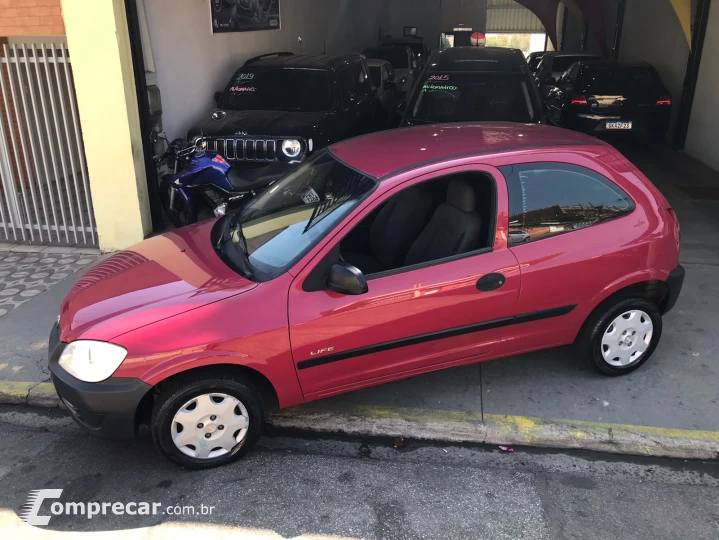 CELTA 1.0 MPFI Life 8V