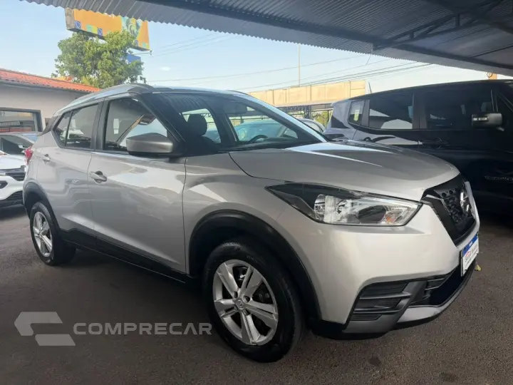 Kicks 1.6 16V 4P FLEXSTART S DIRECT X-TRONIC AUTOMÁTICO CVT