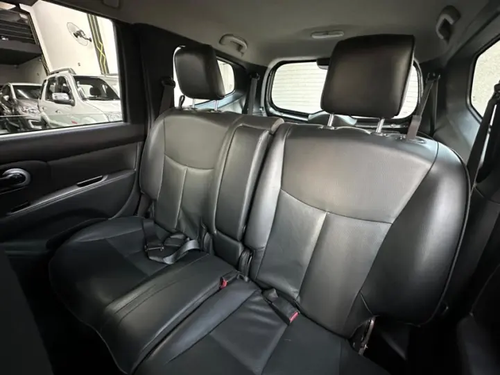 GRAND LIVINA 1.8 SL 16V