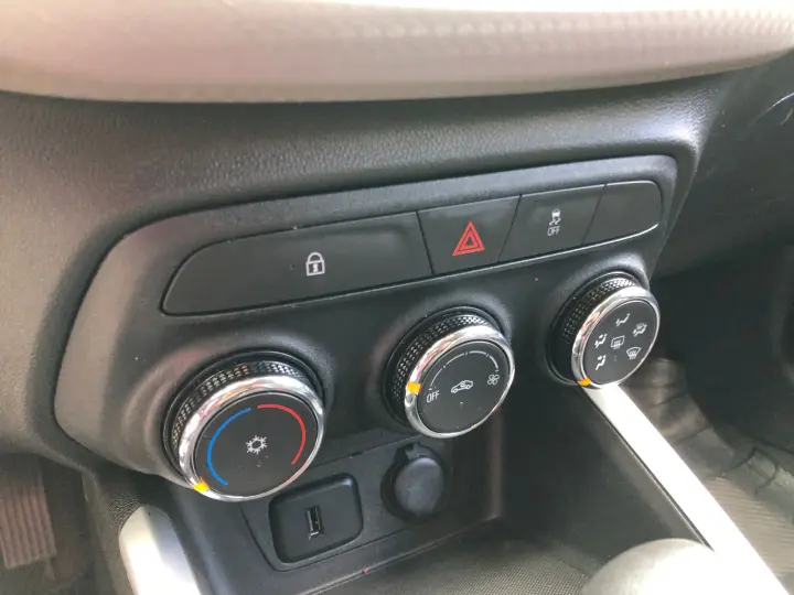 Onix 1.0 Turbo Flex Premier Automático