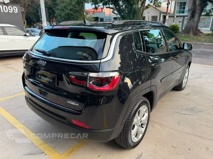 Compass 2.0 16V Diesel Longitude 4X4 Automático