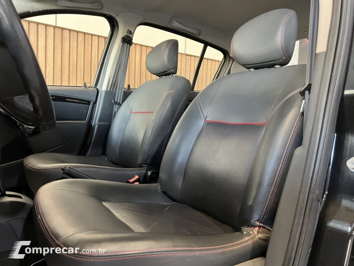 SANDERO 1.6 STEPWAY 16V FLEX 4P AUTOMÁTICO
