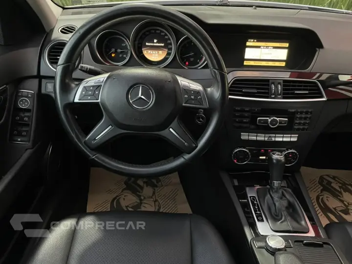C 180 1.6 CGI CLASSIC 16V TURBO GASOLINA 4P AUTOMÁTICO