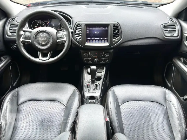 COMPASS 2.0 16V DIESEL LONGITUDE 4X4 AUTOMÁTICO