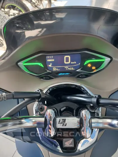 PCX 160 DLX