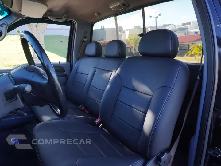 F-250 3.9 XLT 4X2 CS DIESEL 2P MANUAL