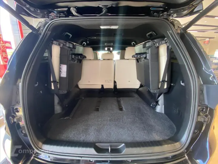 HILUX SW4 2.8 D-4D TURBO DIESEL DIAMOND 7L 4X4 AU