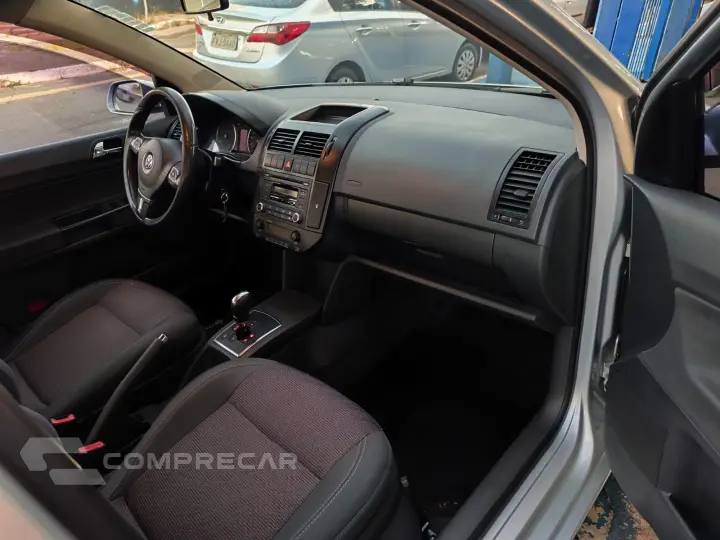 POLO SEDAN 1.6 MI Comfortline 8V