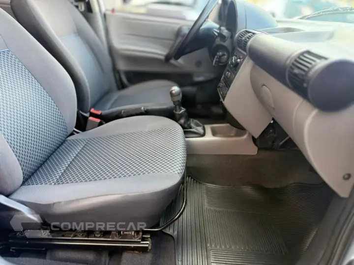 CLASSIC 1.0 MPFI LS 8V FLEX 4P MANUAL