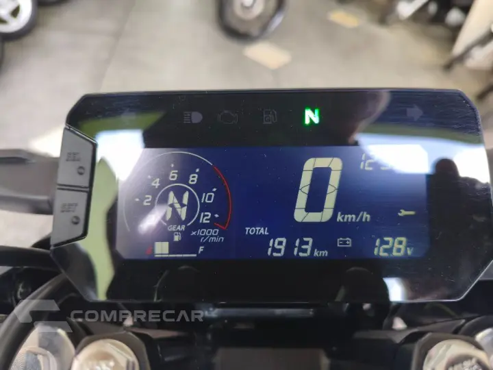CB 300F Twister Flex
