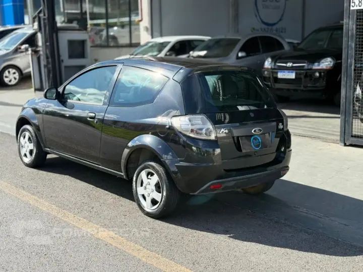 Ka 1.0 8V/1.0 8V ST Flex 3p
