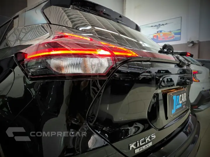 KICKS PLAY 1.6 16V FLEXSTART ADVANCE PLUS XTRONIC