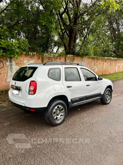 DUSTER 1.6 Expression 4X2 16V