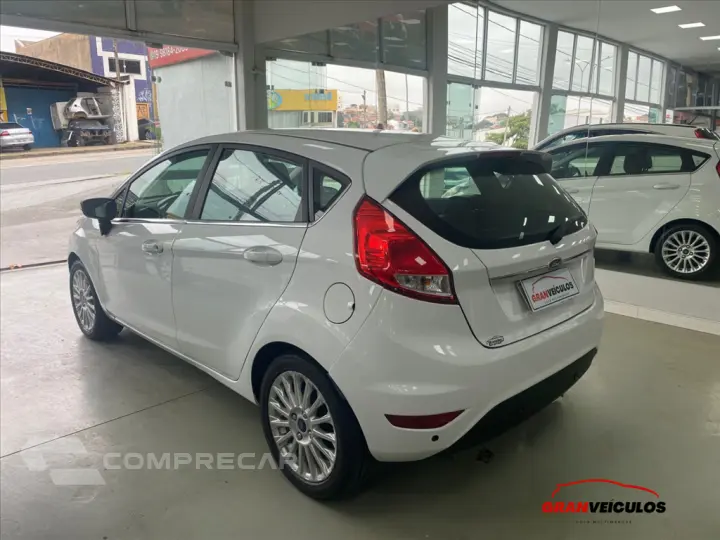 FIESTA 1.6 TITANIUM HATCH 16V FLEX 4P POWERSHIFT