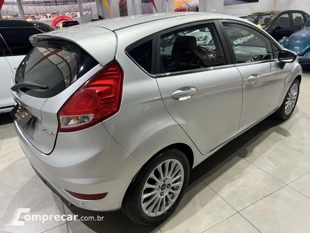 FIESTA HATCH - 1.6 TITANIUM HATCH 16V 4P AUTOMÁTICO