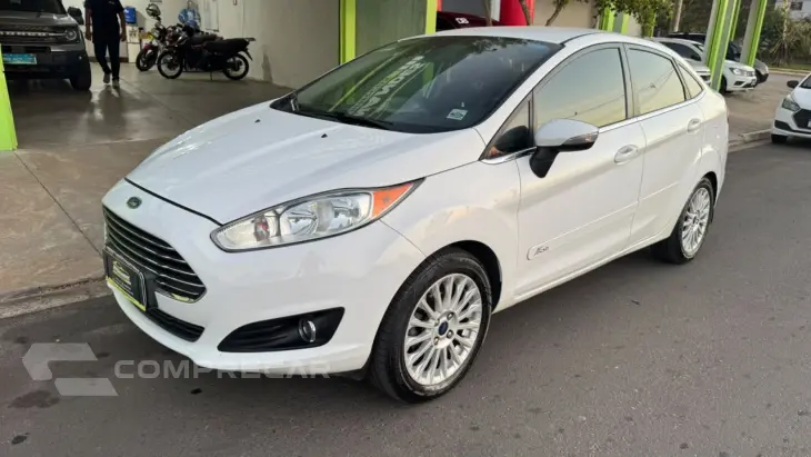 Fiesta Sedan 1.6 4P FLEX TITANIUM POWERSHIFT AUTOMÁTICO